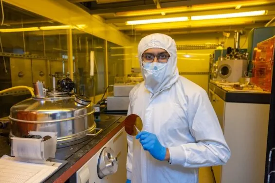 Wayne State University Clean Room